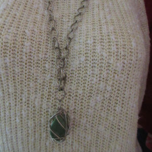 SILVER CHAIN WITH WIRE WRAPPED STONE PENDANT